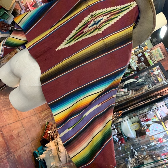 Vintage Mexican Saltillo Serape Poncho - Picture 4 of 4